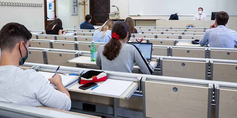 Università Cattolica, in aula gli studenti  del Centenario